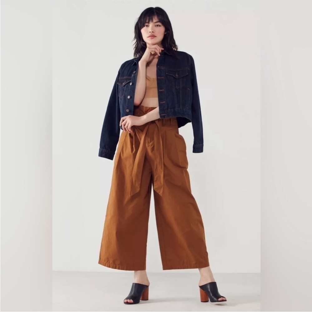 Kimchi Blue Simone Paperbag Pants Women's Size 8 Brown Pockets Wide Leg Cropped - Picture 2 of 12